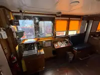 କଣ୍ଟେନର ଜାହାଜ ବିକ୍ରୟ ପାଇଁ