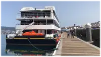 କ୍ରୁଜ୍ ଜାହାଜ ବିକ୍ରୟ ପାଇଁ