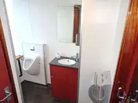କ୍ରୁଜ୍ ଜାହାଜ ବିକ୍ରୟ ପାଇଁ