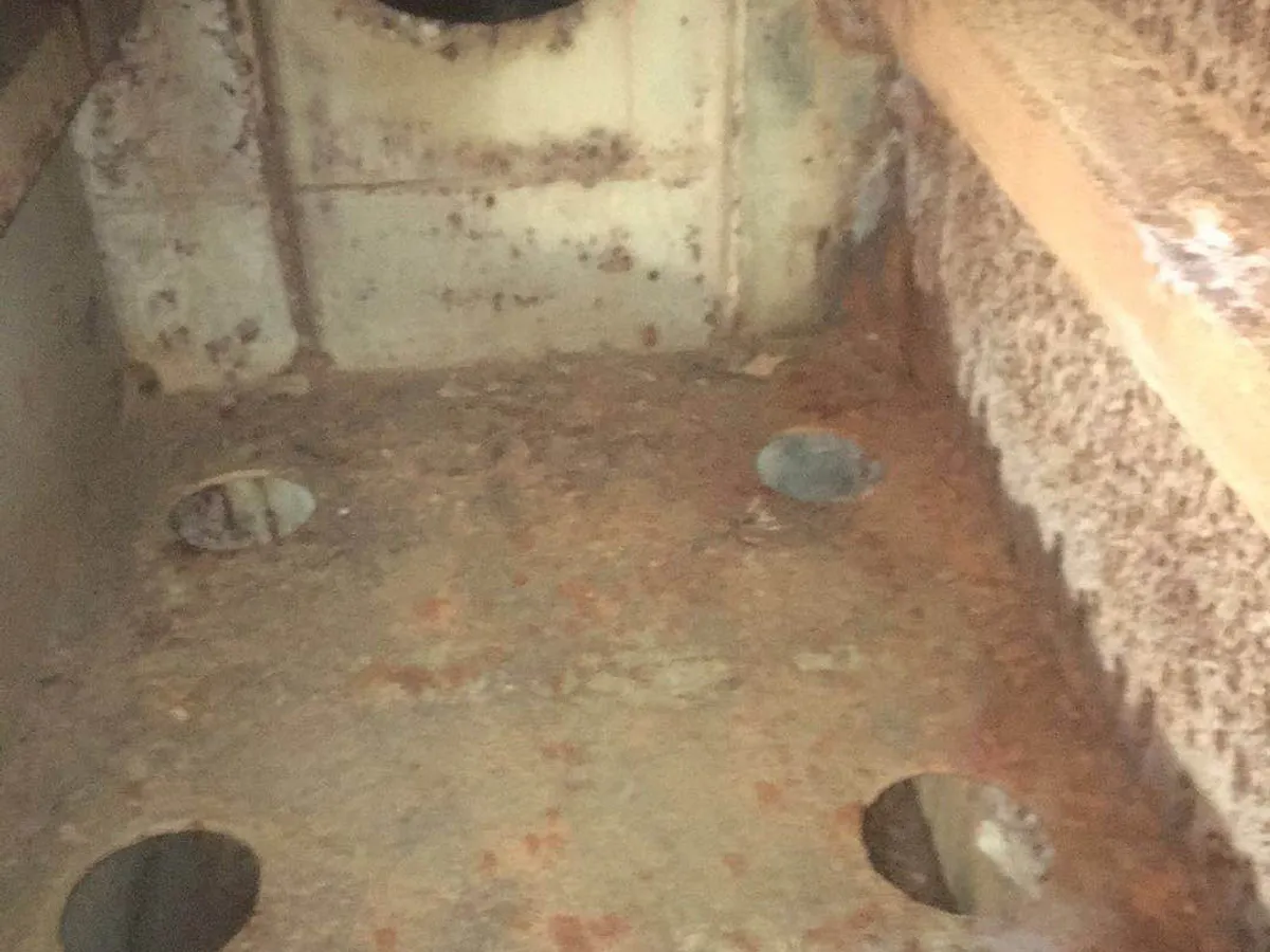 ତୈଳ/ରସାୟନିକ ଟ୍ୟାଙ୍କର ବିକ୍ରୟ ପାଇଁ