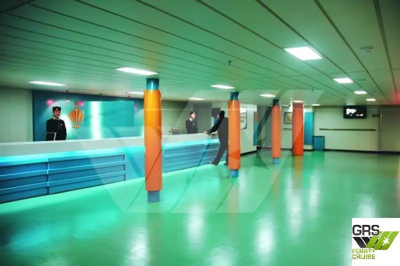 ରୋ-ରୋ ଜାହାଜ ବିକ୍ରୟ ପାଇଁ