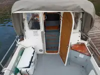 କାଟାମାରାନ୍ ବିକ୍ରୟ ପାଇଁ