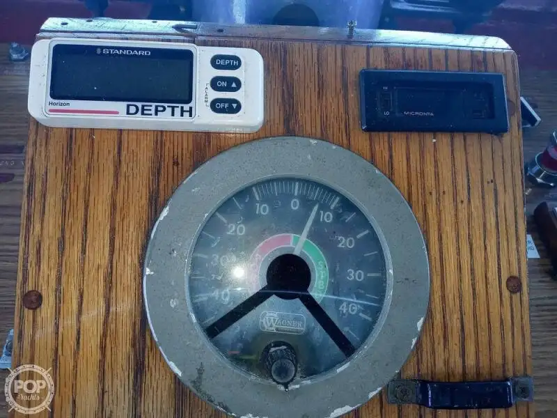 କ୍ରୁଜ୍ ଜାହାଜ ବିକ୍ରୟ ପାଇଁ