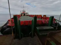 କ୍ରୁ ବୋଟ୍ ବିକ୍ରୟ ପାଇଁ