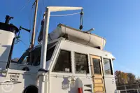 ଫେରୀ ଜାହାଜ ବିକ୍ରୟ ପାଇଁ