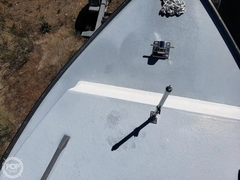 ମାଛ ପ୍ରକ୍ରିୟାକରଣ ନୌ ବିକ୍ରୟ ପାଇଁ