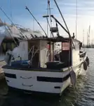 Trawler ବିକ୍ରୟ ପାଇଁ