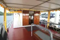 କ୍ରୁଜ୍ ଜାହାଜ ବିକ୍ରୟ ପାଇଁ
