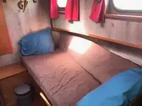 ଟଗବୋଟ୍ ବିକ୍ରୟ ପାଇଁ
