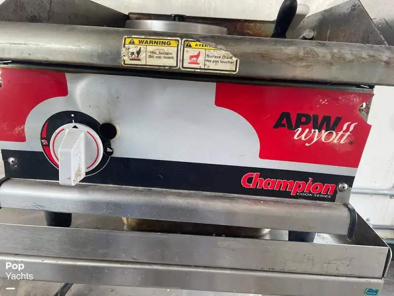 କାଟାମାରାନ୍ ବିକ୍ରୟ ପାଇଁ