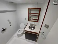 ପାଇଲଟ୍ ବୋଟ୍ ବିକ୍ରୟ ପାଇଁ