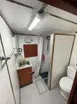 କଣ୍ଟେନର ଜାହାଜ ବିକ୍ରୟ ପାଇଁ