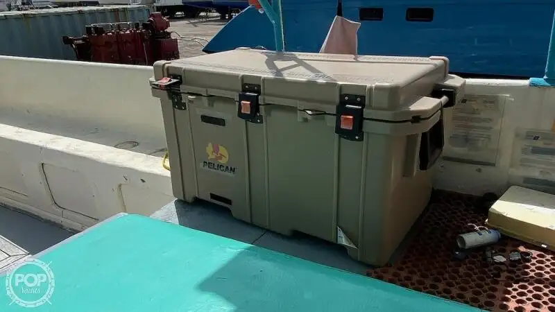 କ୍ରୁଜ୍ ଜାହାଜ ବିକ୍ରୟ ପାଇଁ