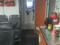କ୍ରୁ ବୋଟ୍ ବିକ୍ରୟ ପାଇଁ