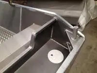 ପାଟ୍ରୋଲ୍ ନୌକା ବିକ୍ରୟ ପାଇଁ