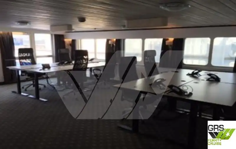 ରୋ-ରୋ ଜାହାଜ ବିକ୍ରୟ ପାଇଁ