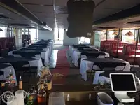 କ୍ରୁଜ୍ ଜାହାଜ ବିକ୍ରୟ ପାଇଁ