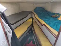 ଲାଇଫବୋଟ୍ ବିକ୍ରୟ ପାଇଁ