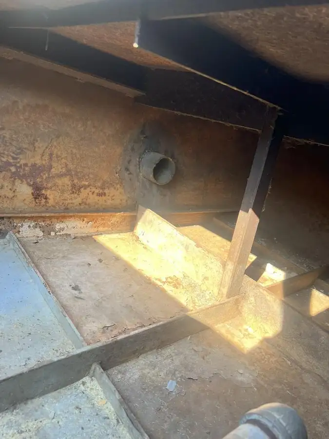 କାର୍ଯ୍ୟକାରୀ ନୌକା ବିକ୍ରୟ ପାଇଁ