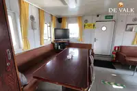 ଫ୍ଲୋଟିଂ ହୋଟେଲ୍ ବିକ୍ରୟ ପାଇଁ