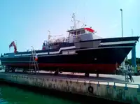 କ୍ରୁ ବୋଟ୍ ବିକ୍ରୟ ପାଇଁ
