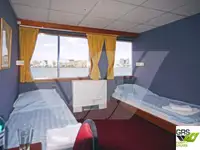 କ୍ରୁଜ୍ ଜାହାଜ ବିକ୍ରୟ ପାଇଁ