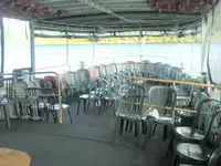 କ୍ରୁଜ୍ ଜାହାଜ ବିକ୍ରୟ ପାଇଁ
