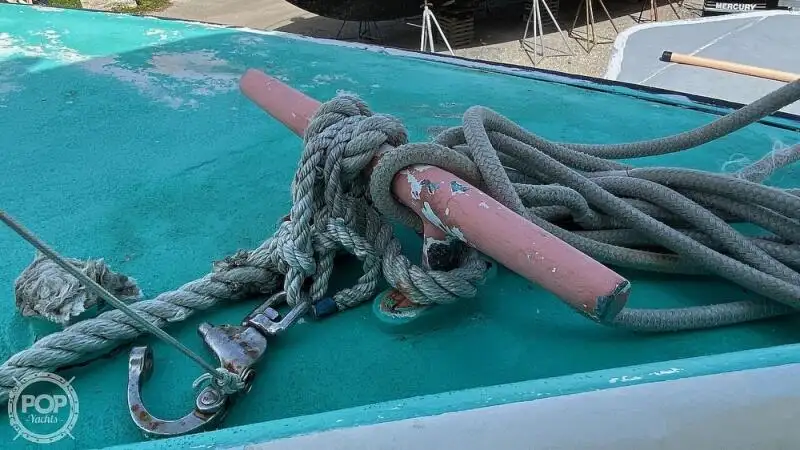 କ୍ରୁଜ୍ ଜାହାଜ ବିକ୍ରୟ ପାଇଁ
