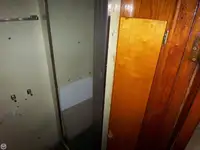 ଟୋବୋଟ୍ ବିକ୍ରୟ ପାଇଁ