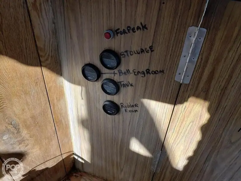 ଫେରୀ ଜାହାଜ ବିକ୍ରୟ ପାଇଁ
