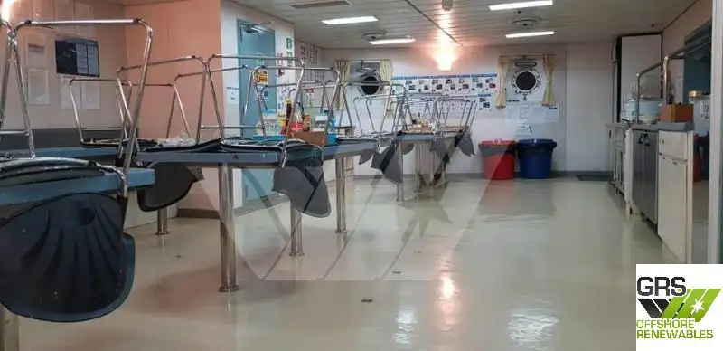 ସପ୍ଲାୟ ଜାହାଜ ବିକ୍ରୟ ପାଇଁ