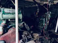 କାର୍ଯ୍ୟକାରୀ ନୌକା ବିକ୍ରୟ ପାଇଁ