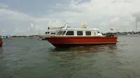 କ୍ରୁ ବୋଟ୍ ବିକ୍ରୟ ପାଇଁ