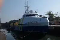 କଣ୍ଟେନର ଜାହାଜ ବିକ୍ରୟ ପାଇଁ