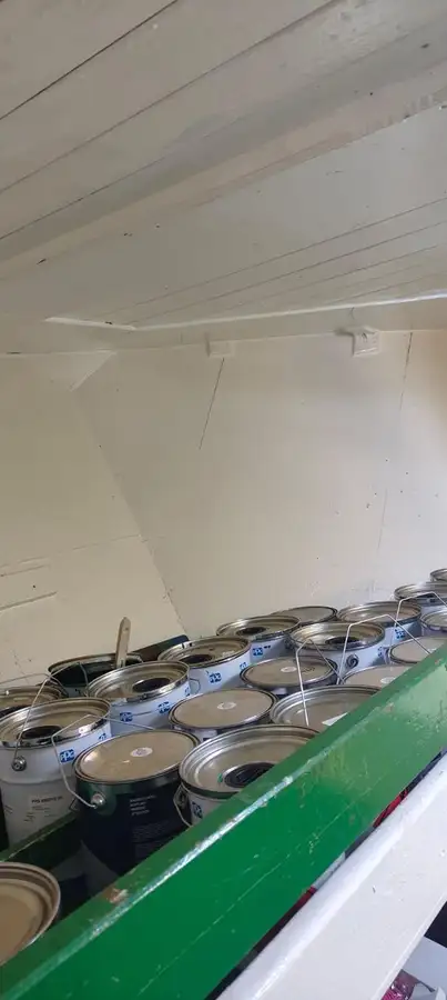 ସପ୍ଲାୟ ଜାହାଜ ବିକ୍ରୟ ପାଇଁ