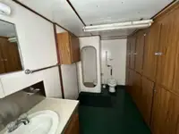 ଟୋବୋଟ୍ ବିକ୍ରୟ ପାଇଁ