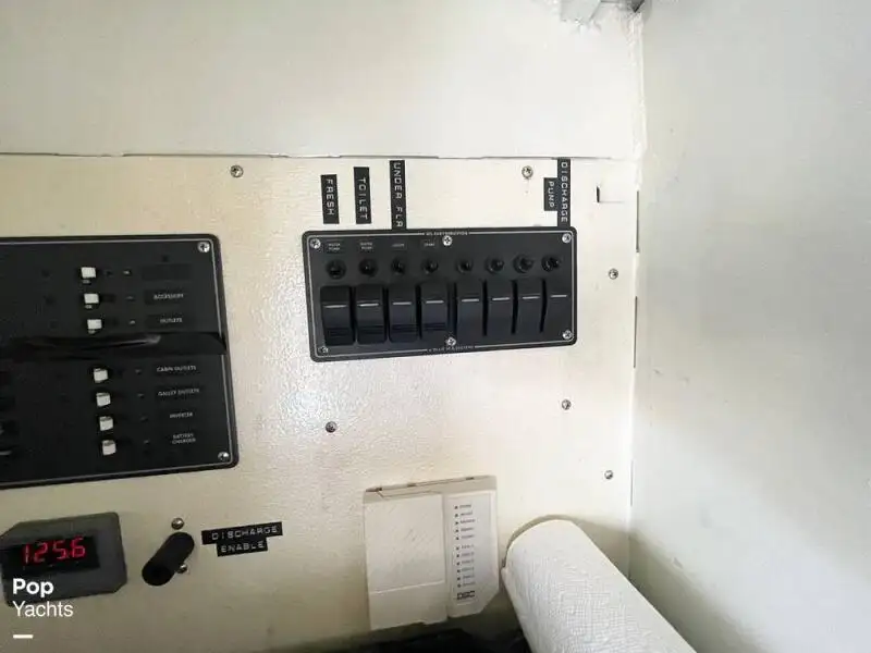 କ୍ରୁଜ୍ ଜାହାଜ ବିକ୍ରୟ ପାଇଁ