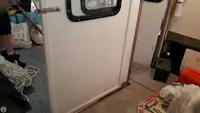 ଟ୍ରଲର ବିକ୍ରୟ ପାଇଁ