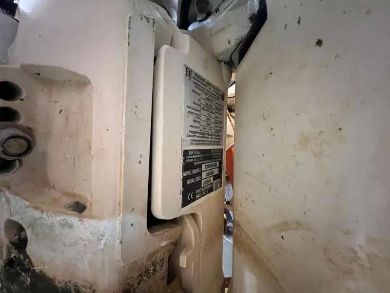କାର୍ଯ୍ୟକାରୀ ନୌକା ବିକ୍ରୟ ପାଇଁ