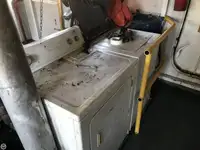 ଟୋବୋଟ୍ ବିକ୍ରୟ ପାଇଁ