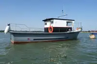 ଟଗବୋଟ୍ ବିକ୍ରୟ ପାଇଁ