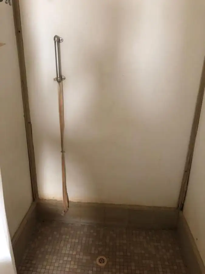 ଟୋବୋଟ୍ ବିକ୍ରୟ ପାଇଁ