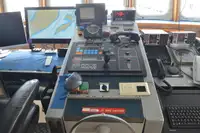 କଣ୍ଟେନର ଜାହାଜ ବିକ୍ରୟ ପାଇଁ