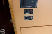 ମାଛ ପ୍ରକ୍ରିୟାକରଣ ନୌ ବିକ୍ରୟ ପାଇଁ