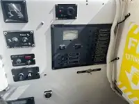 କାର୍ଯ୍ୟକାରୀ ନୌକା ବିକ୍ରୟ ପାଇଁ