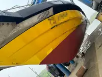କ୍ରୁ ବୋଟ୍ ବିକ୍ରୟ ପାଇଁ