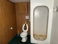 ଟୋବୋଟ୍ ବିକ୍ରୟ ପାଇଁ