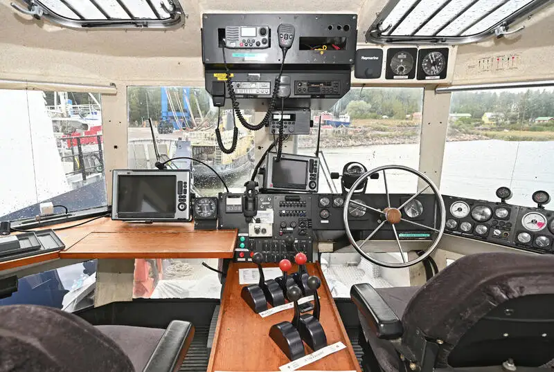 କାଟାମାରାନ୍ ବିକ୍ରୟ ପାଇଁ