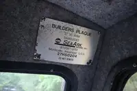 କାର୍ଯ୍ୟକାରୀ ନୌକା ବିକ୍ରୟ ପାଇଁ