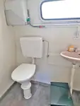 କ୍ରୁଜ୍ ଜାହାଜ ବିକ୍ରୟ ପାଇଁ